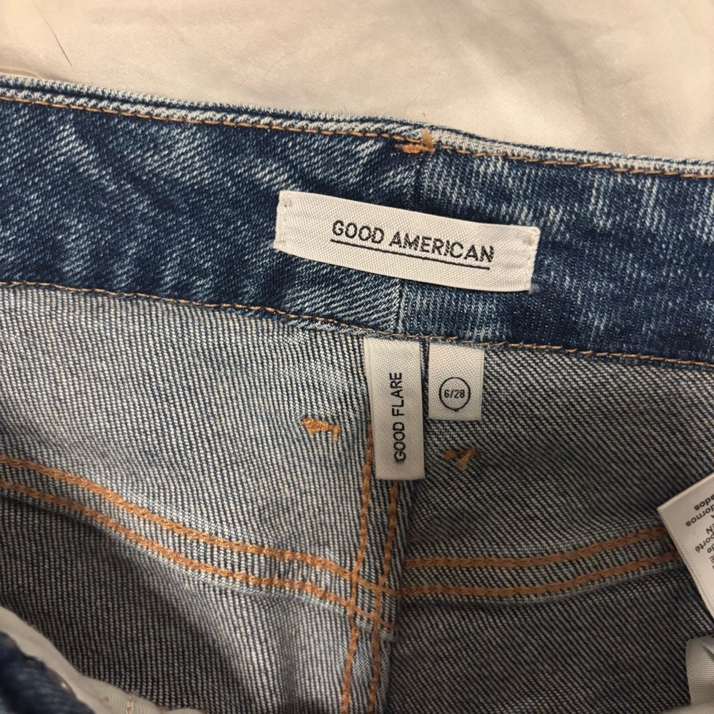 Good American Denim Good Flare High-Waist Jeans - Picture 5 of 7